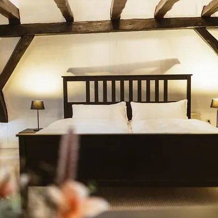 Seminarhaus Heim Retreat, Fachwerkhaus Von 1451, Yoga, Naturgarten Fuer 10 Personen Appartement *