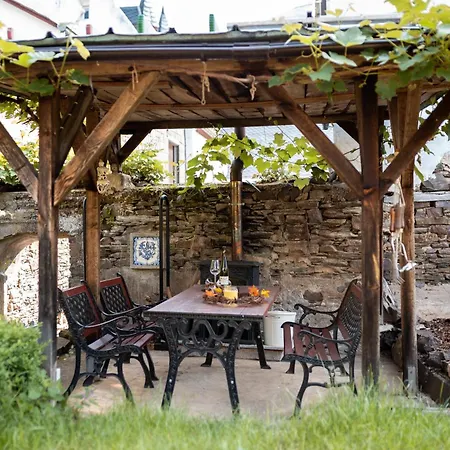 Appartement Seminarhaus Heim Retreat, Fachwerkhaus Von 1451, Yoga, Naturgarten Fuer 10 Personen Ellenz-Poltersdorf