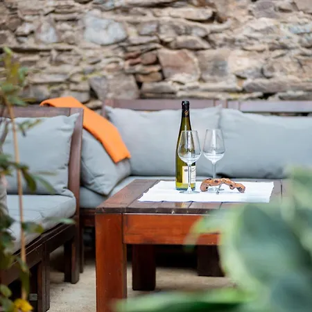 Seminarhaus Heim Retreat, Fachwerkhaus Von 1451, Yoga, Naturgarten Fuer 10 Personen Διαμέρισμα