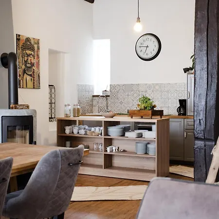 Seminarhaus Heim Retreat, Fachwerkhaus Von 1451, Yoga, Naturgarten Fuer 10 Personen *