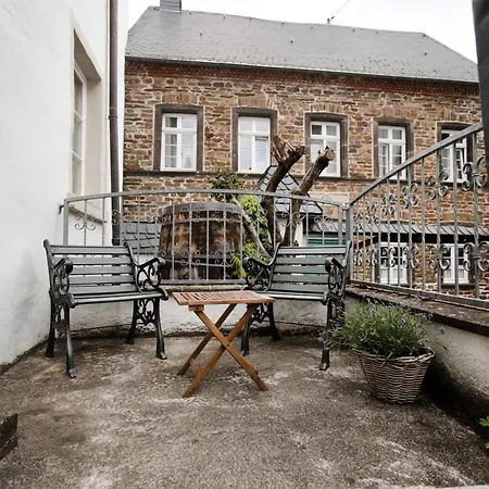 Seminarhaus Heim Retreat, Fachwerkhaus Von 1451, Yoga, Naturgarten Fuer 10 Personen * Ellenz-Poltersdorf