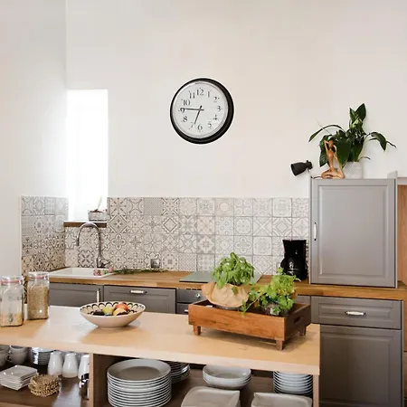 Appartement Seminarhaus Heim Retreat, Fachwerkhaus Von 1451, Yoga, Naturgarten Fuer 10 Personen Ellenz-Poltersdorf