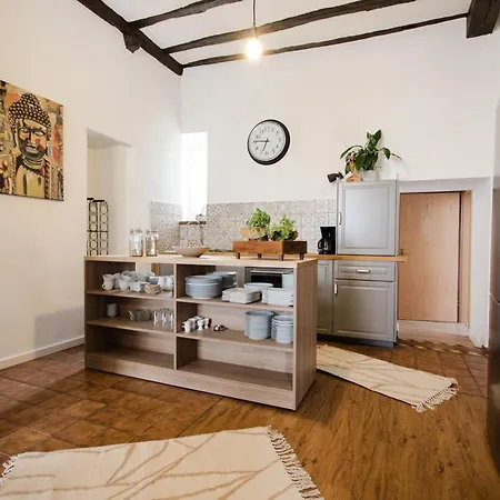Seminarhaus Heim Retreat, Fachwerkhaus Von 1451, Yoga, Naturgarten Fuer 10 Personen Daire