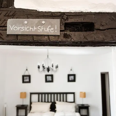Seminarhaus Heim Retreat, Fachwerkhaus Von 1451, Yoga, Naturgarten Fuer 10 Personen *