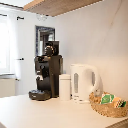 Seminarhaus Heim Retreat, Fachwerkhaus Von 1451, Yoga, Naturgarten Fuer 10 Personen Appartement Ellenz-Poltersdorf