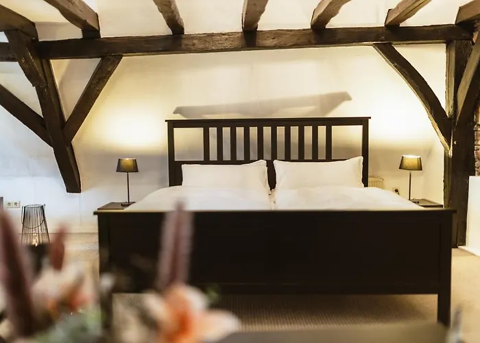 Seminarhaus Heim Retreat, Fachwerkhaus Von 1451, Yoga, Naturgarten Fuer 10 Personen 아파트 *