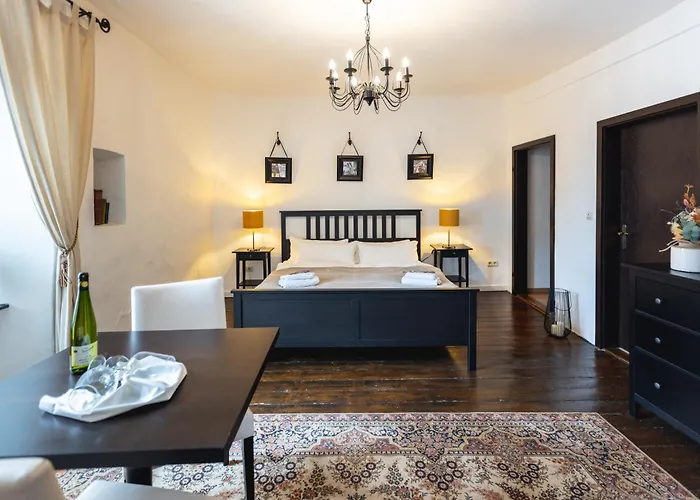 아파트 Seminarhaus Heim Retreat, Fachwerkhaus Von 1451, Yoga, Naturgarten Fuer 10 Personen 엘렌츠폴터스도프