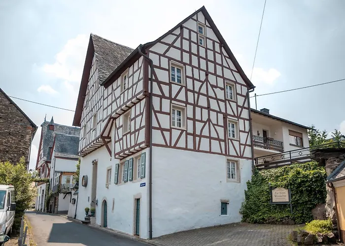 Appartement Seminarhaus Heim Retreat, Fachwerkhaus Von 1451, Yoga, Naturgarten Fuer 10 Personen *