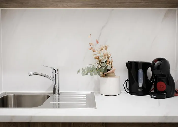 Seminarhaus Heim Retreat, Fachwerkhaus Von 1451, Yoga, Naturgarten Fuer 10 Personen 아파트 엘렌츠폴터스도프