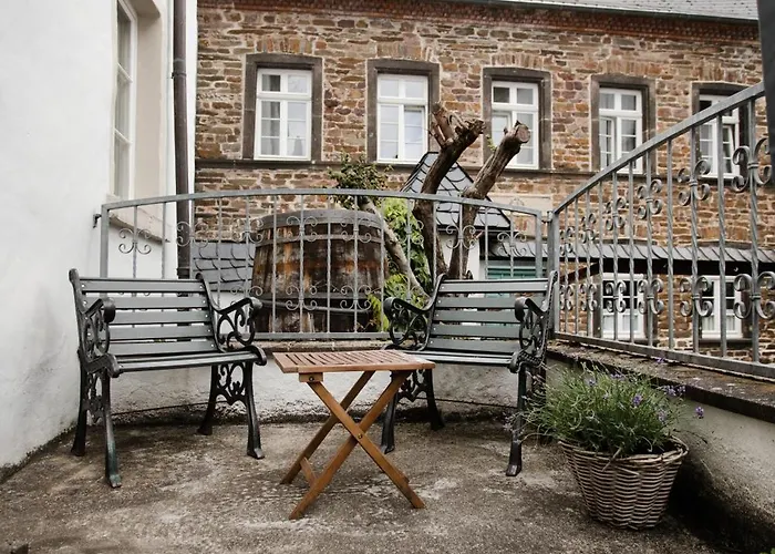 Seminarhaus Heim Retreat, Fachwerkhaus Von 1451, Yoga, Naturgarten Fuer 10 Personen * Ellenz-Poltersdorf