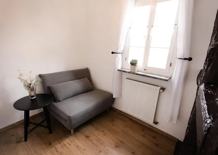 Seminarhaus Heim Retreat, Fachwerkhaus Von 1451, Yoga, Naturgarten Fuer 10 Personen Appartement Ellenz-Poltersdorf