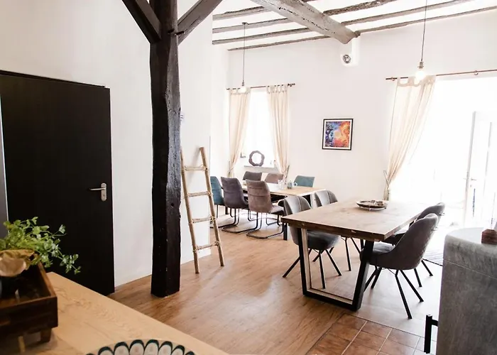 Seminarhaus Heim Retreat, Fachwerkhaus Von 1451, Yoga, Naturgarten Fuer 10 Personen 아파트