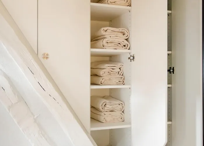 Seminarhaus Heim Retreat, Fachwerkhaus Von 1451, Yoga, Naturgarten Fuer 10 Personen Appartement Ellenz-Poltersdorf